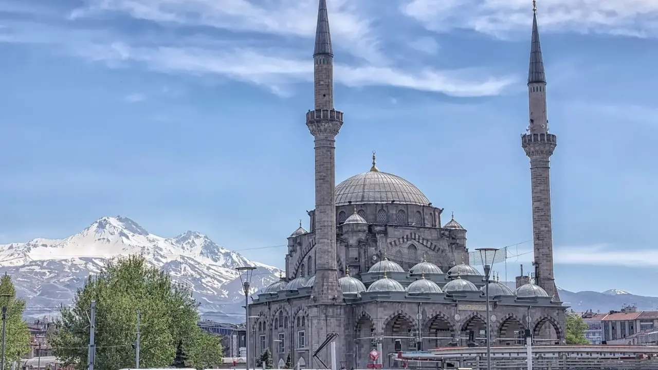 Kayseri Bürüngüz Camii